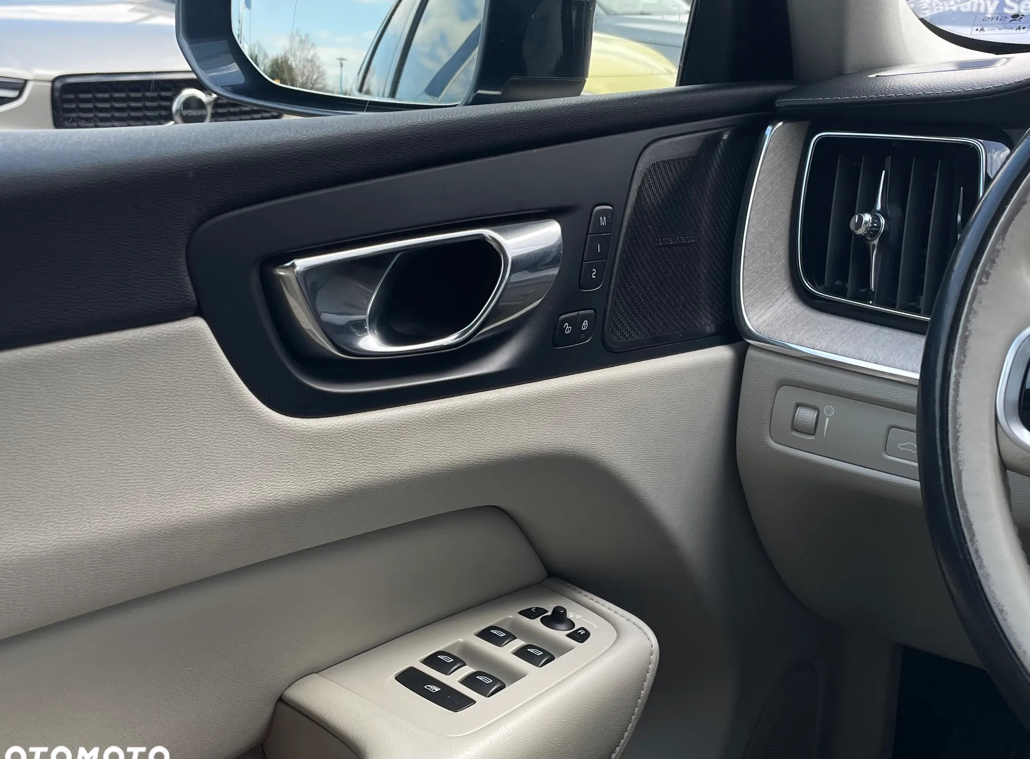 Volvo XC 60 cena 139900 przebieg: 157243, rok produkcji 2019 z Chojna małe 277